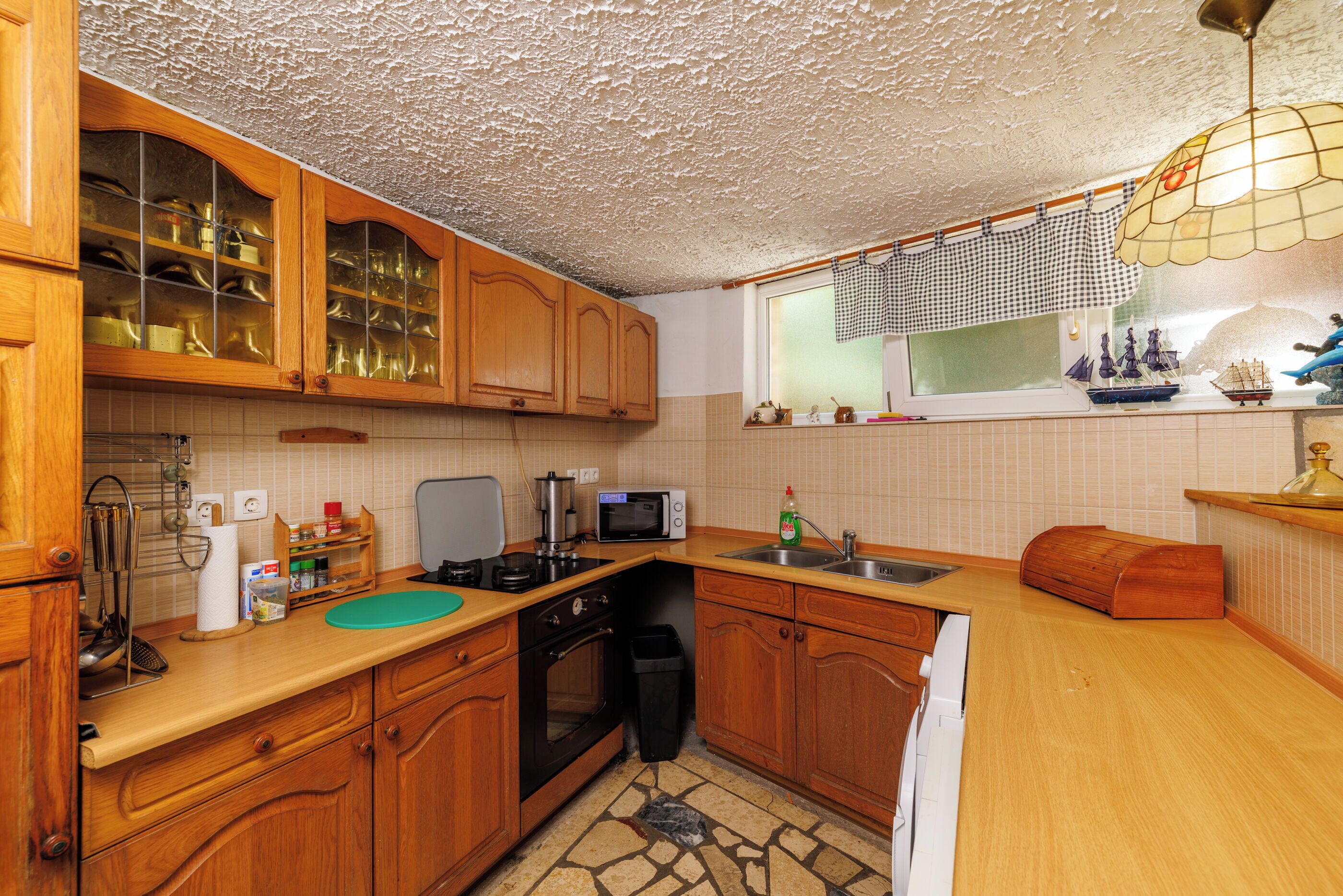 Villa | Cocina privada | Cafetera de espresso, refrigerador, horno y parrilla de estufa 