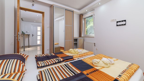 Sınıflandırılmamış resim, 38 üzerinden 1, düğme