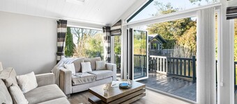 Combe Lodge, Kentisbury Grange -  a lodge that sleeps 4 guests  in 2 bedrooms