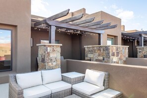 المنطقة المحيطة بالمنشأة