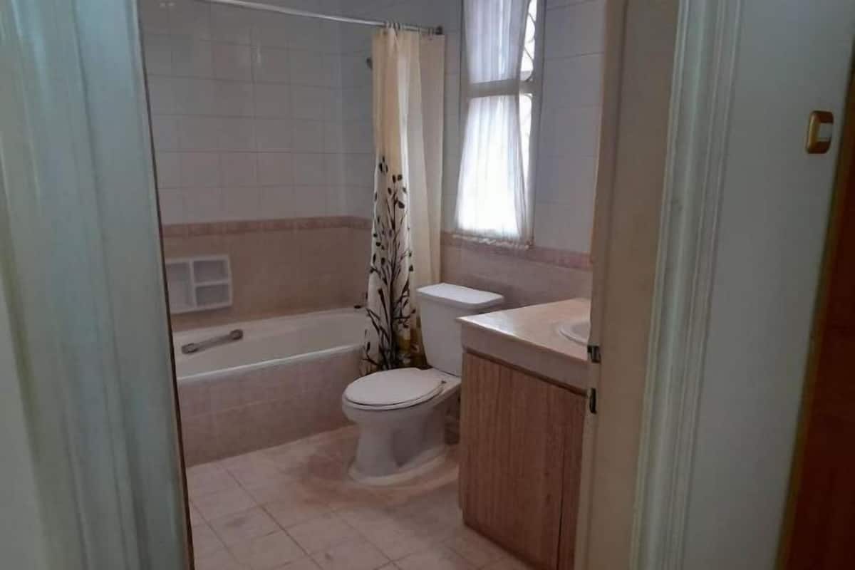 Badezimmer | Dusche, Handtücher