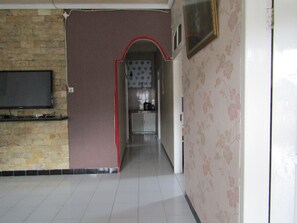 Villa, 4 Bedrooms | Desk