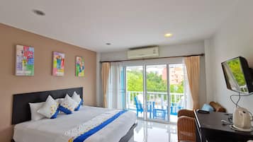 Deluxe Double Room, Pool View | Desk, free WiFi, bed sheets