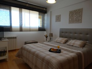1 Schlafzimmer, Bügeleisen/Bügelbrett, Reisekinderbett, kostenloses WLAN