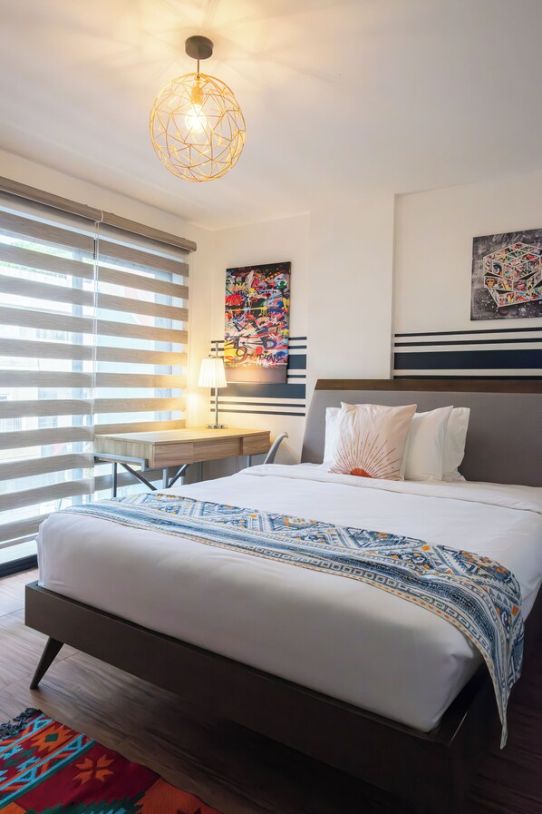 Executive Apartment | Minibar, individually decorated, individually furnished, desk - UNWND Residences Dumaguete (Dumaguete)