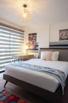 行政公寓 | 迷你吧、特色装修、特色家居、办公桌