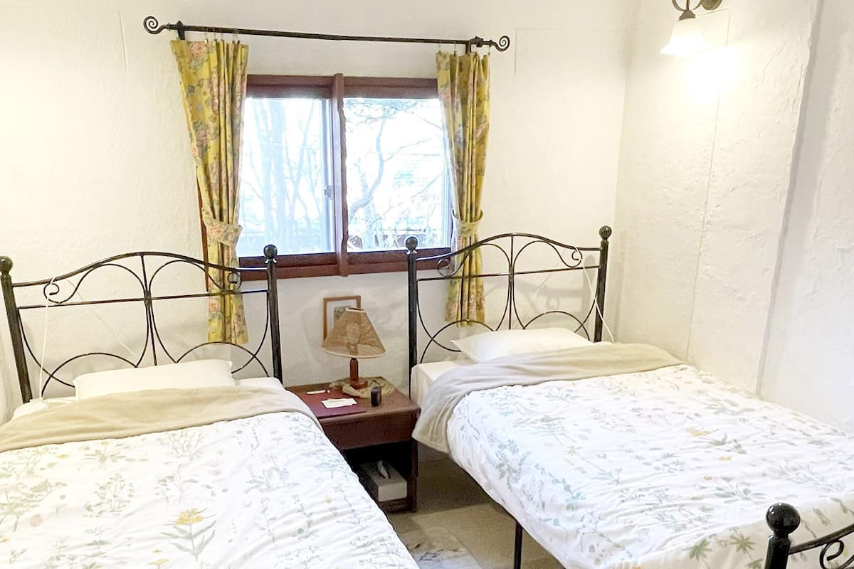 Wi-Fi de cortesia, roupa de cama