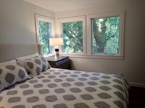 2 sovrum, strykjärn/strykbräda, gratis wi-fi och sängkläder