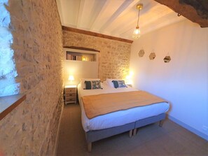3 Schlafzimmer, Bügeleisen/Bügelbrett, kostenloses WLAN, Bettwäsche