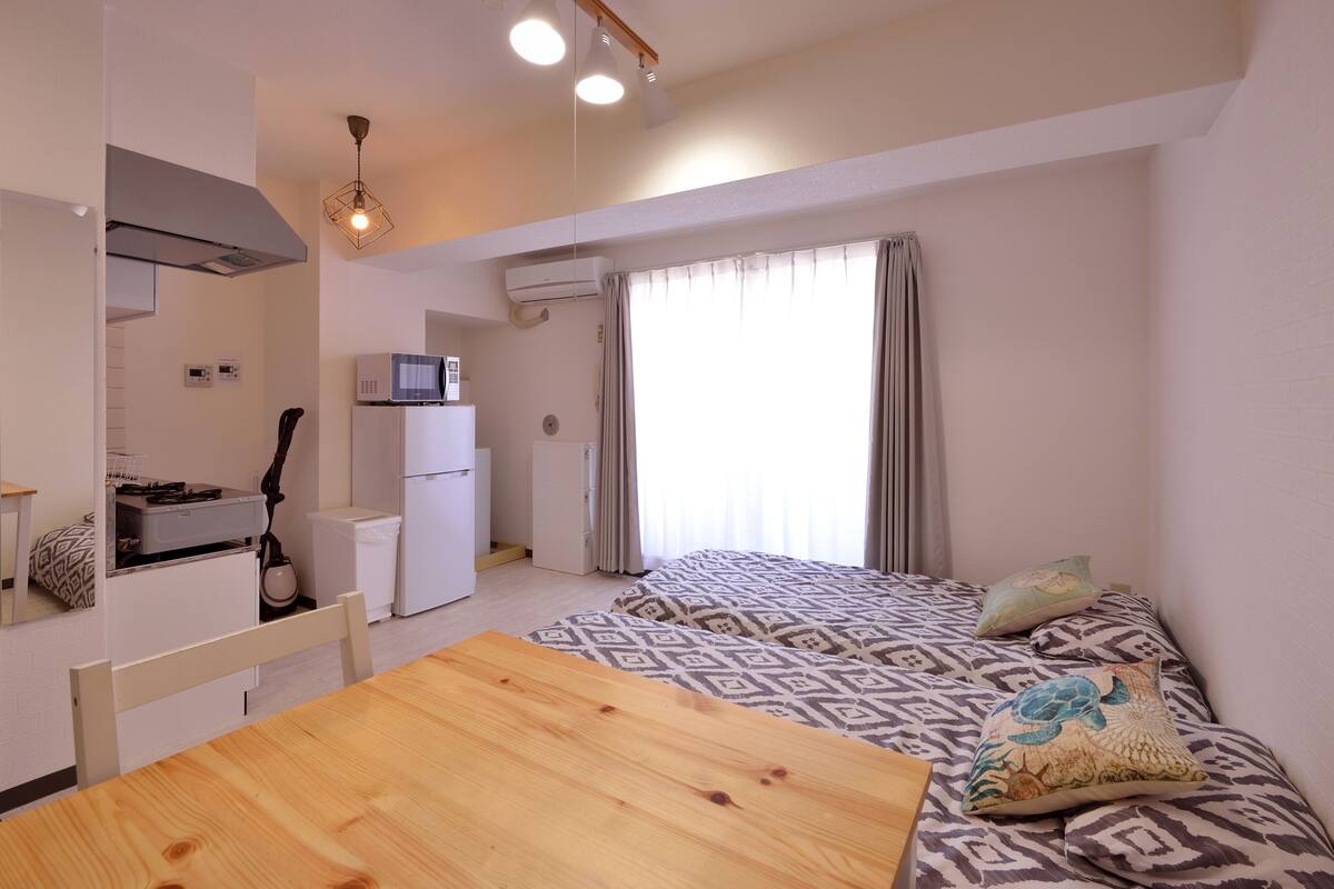 Studio, Non Smoking (801) | Desk, iron/ironing board, WiFi (free)