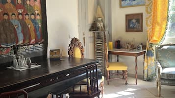 Deluxe suite | Woonkamer