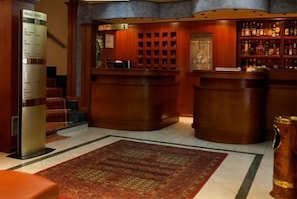 بار (في المنشاة)