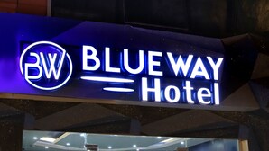 Property entrance - BLUEWAY (Istanbul)
