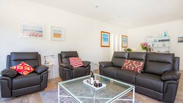 Fernseher, Netflix, Bücher, Streaming-Dienste