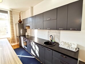 Fridge, microwave, oven, stovetop