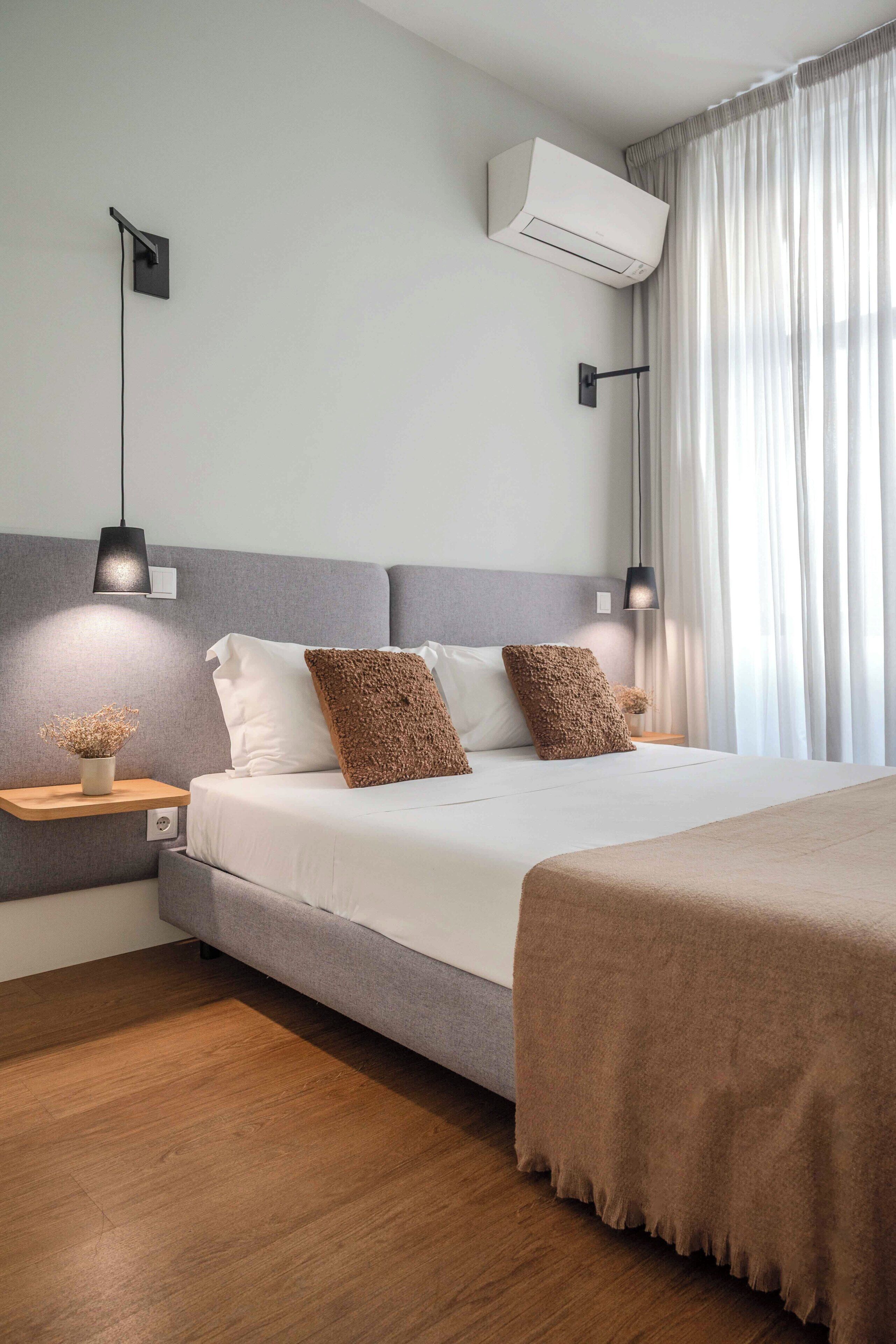 เอ็กเซกคิวทีฟอพาร์ทเมนท์, 2 ห้องนอน, ปลอดบุหรี่, 2 ห้องน้ำ | ตู้นิรภัยในห้องพัก, ห้องพักตกแต่งอย่างมีเอกลักษณ์, ตกแต่งพิเศษโดยเฉพาะ