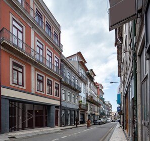 Zimmersafe, individuell dekoriert, individuell eingerichtet