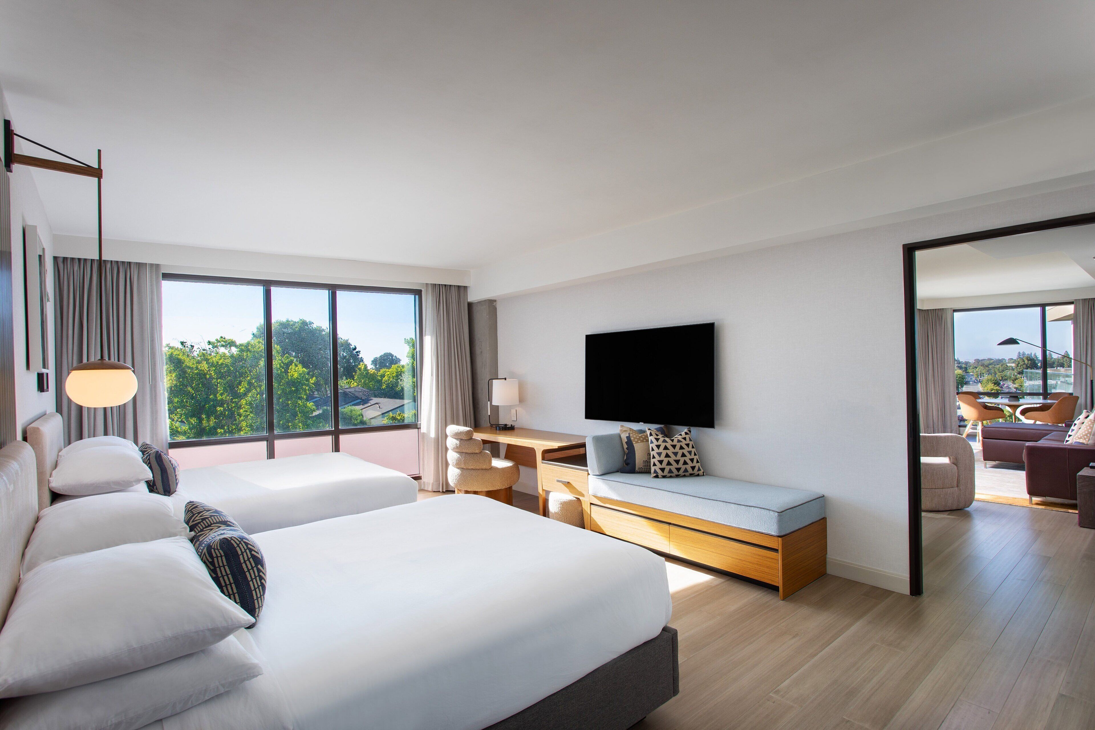 1 bedroom, premium bedding, in-room safe, desk