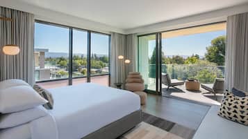 Suite, 1 letto king, non fumatori | 1 camera, biancheria da letto di alta qualità, cassaforte in camera