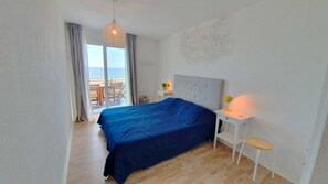 2 chambres, fer et planche à repasser, Internet gratuit