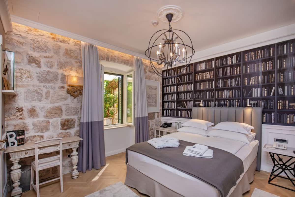 5 chambres, bureau, Wi-Fi gratuit