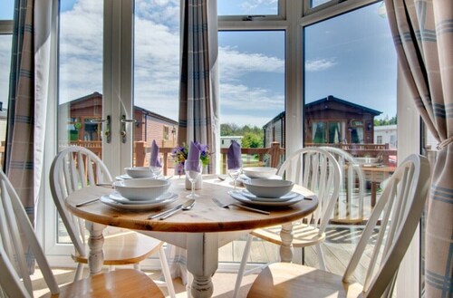 Stunning 3-bed Hot Tub Lodge, Northumberland