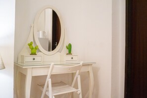 Apartment | Room amenity