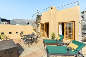 Classic House | Terrace/patio - Loader 16 (Cape Town)