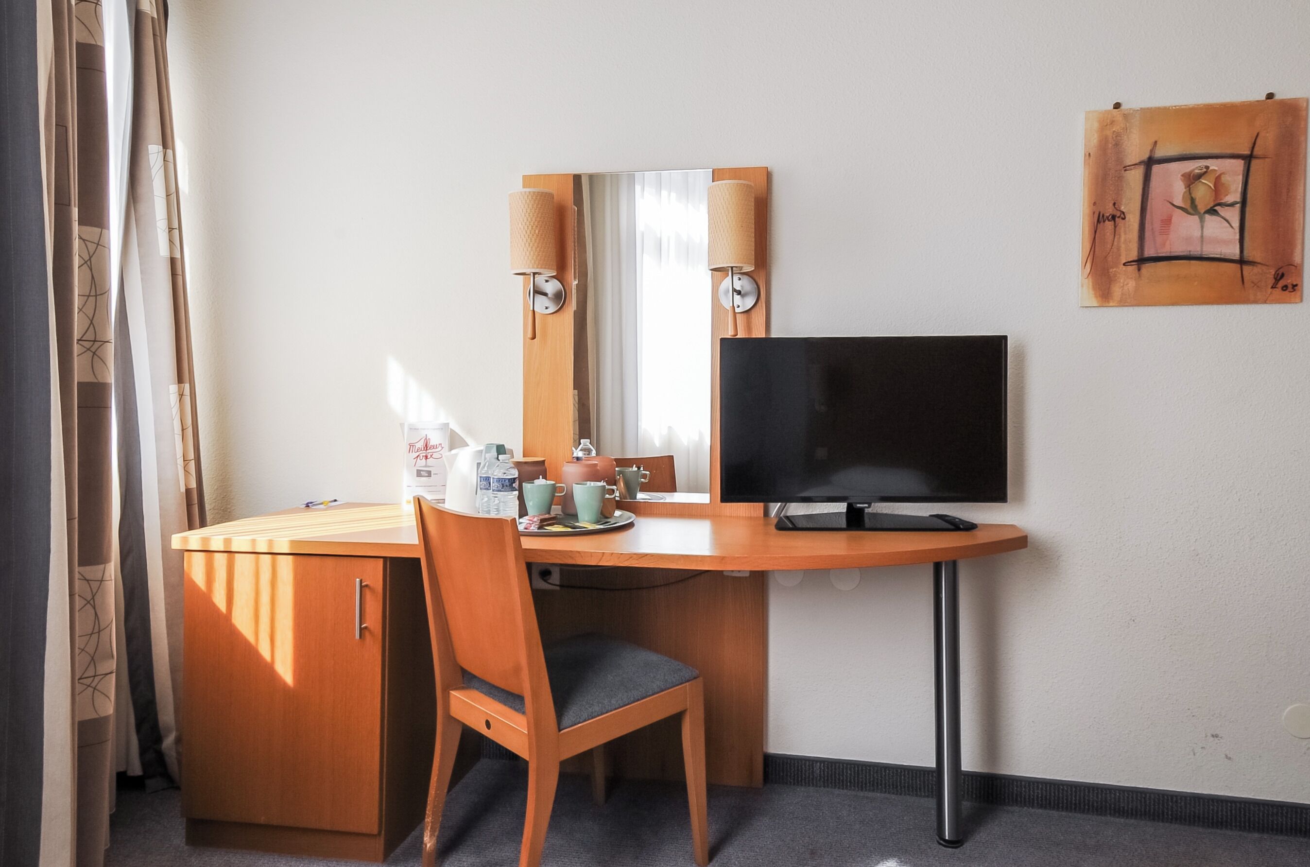 comfort twin room | 1 bedroom, hypo-allergenic bedding, memory-foam beds, in-room safe