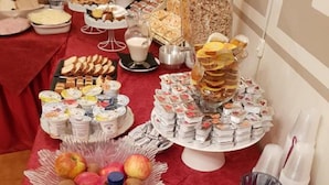 Free daily buffet breakfast - Hotel PRime già Hotel Piccolo Ritz (Pistoia)