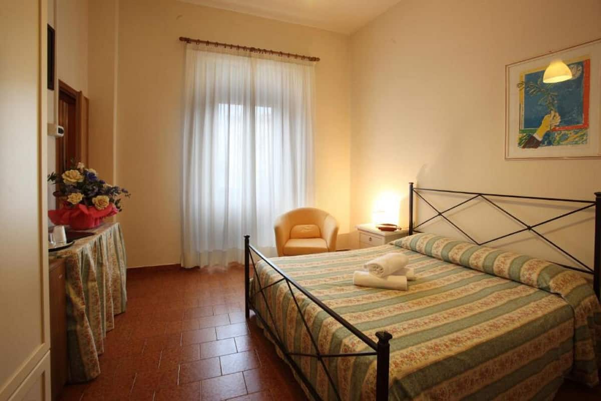 Kamar Triple | Meja kerja dan Wi-Fi gratis