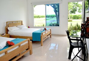 Décoration personnalisée, ameublement personnalisé, bureau