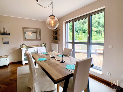 Bright 2BR Apartment W Open Terrace