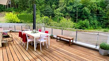 Apartment | Terrace/patio