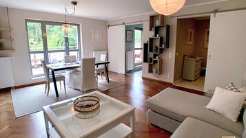 Apartment | Living area | TV