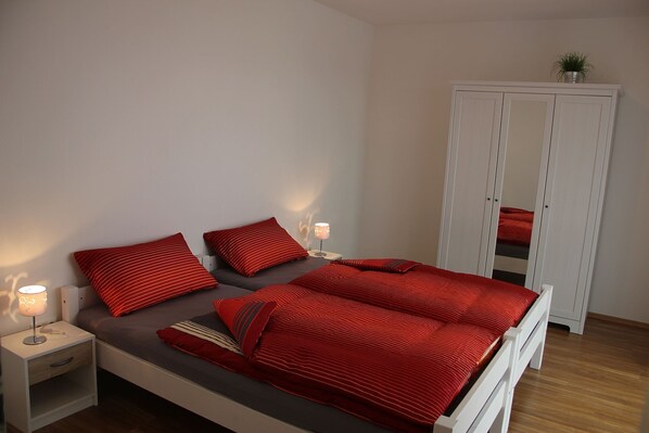 1 bedroom, iron/ironing board, free WiFi, bed sheets