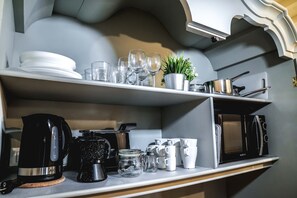 Apartment, 2 Bedrooms | Private kitchenette - Art Apartment Black & White (Florence)