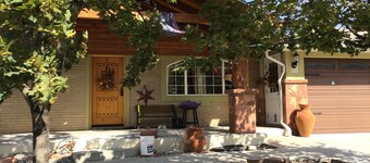 Private entrance new studio