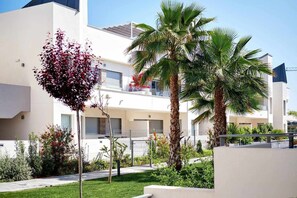 Property grounds - Villa Amalia 43 - Ground floor with garden (Torrevieja)