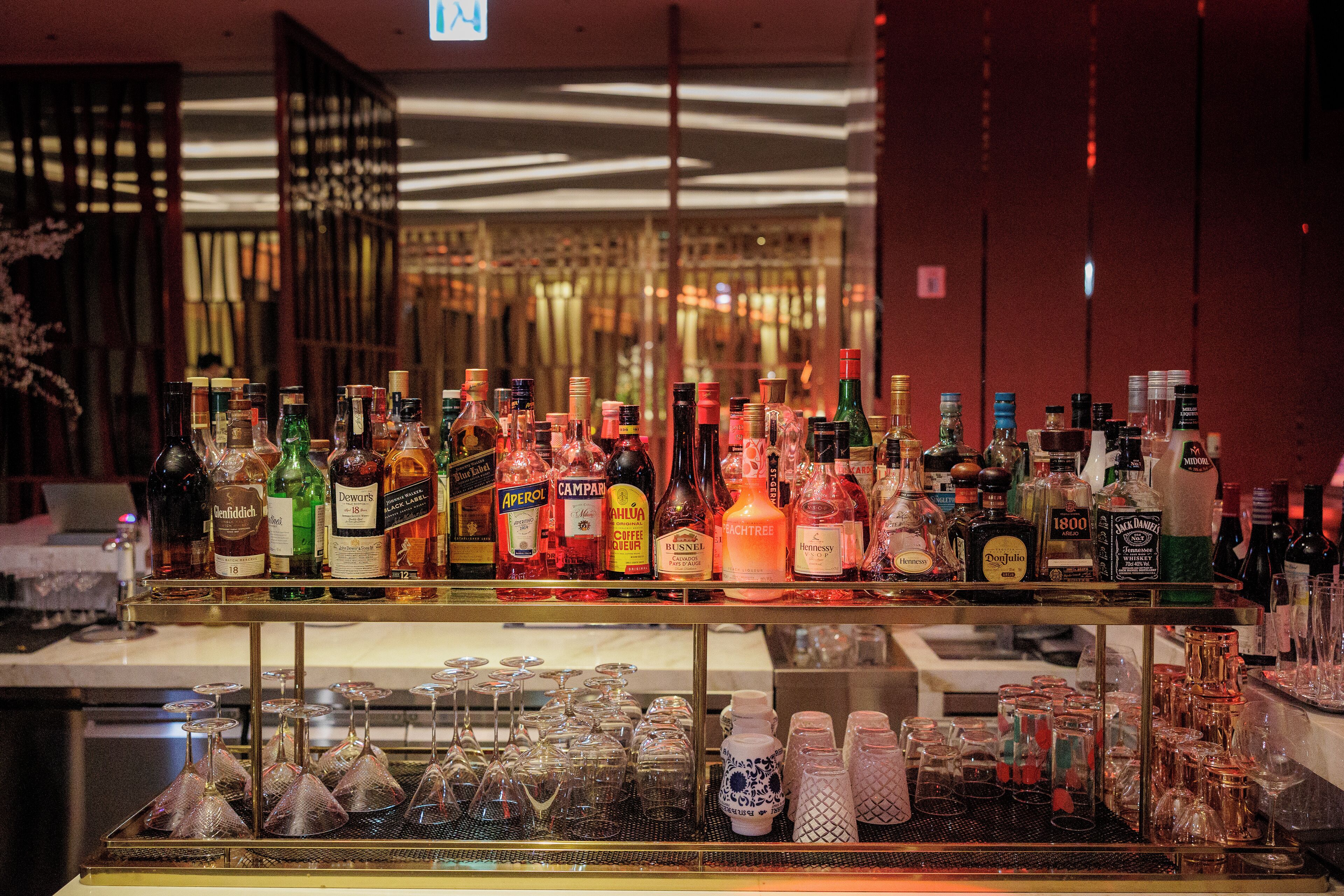 酒吧（店内）