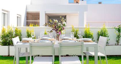 Amazing Penthouse with terrace in Cadiz center. San Antonio I