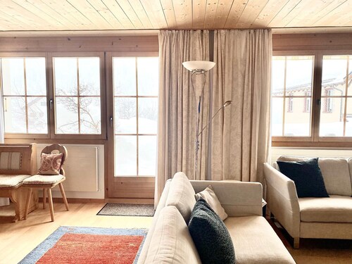 2.5 Zimmer Terrassen Wohnung