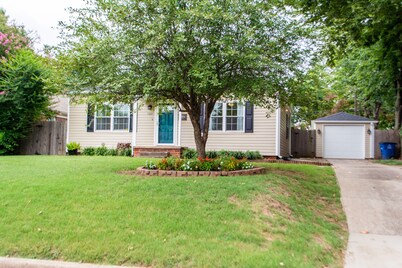 Beautiful Bungalow by Expo Center, TU & Route 66