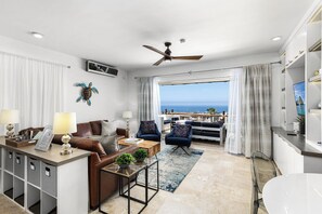 TV, Netflix, streaming services