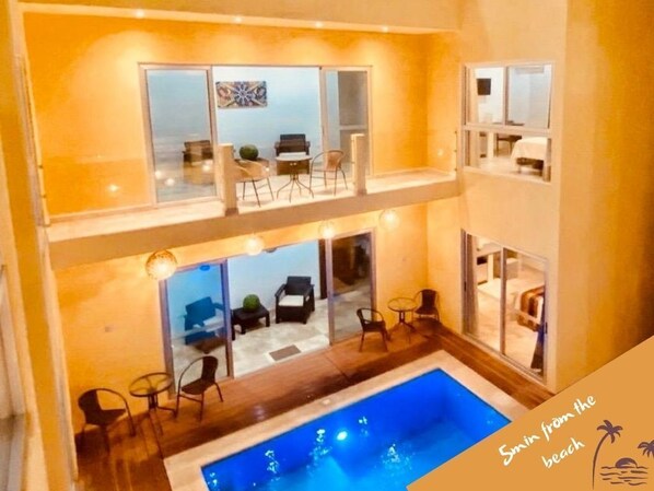 Alberca al aire libre 