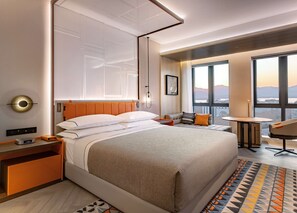 Chambre Deluxe, 1 trĂšs grand lit, vue lac | Vue de la chambre