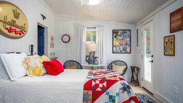 2 bedrooms, iron/ironing board, WiFi (free), bed sheets