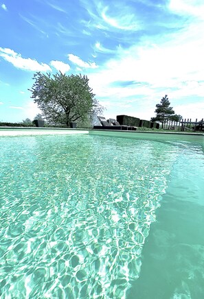 Piscine extérieure, piscine chauffée