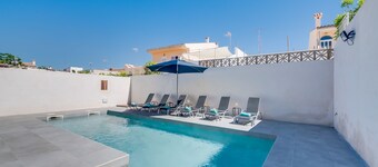 SUPER !!! New apartment Cala Morlanda, up to 6 people. Pool, wifi incl