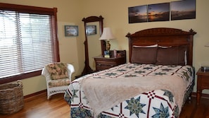 House, Multiple Beds (450 6th Ave) | 4 bedrooms, free WiFi